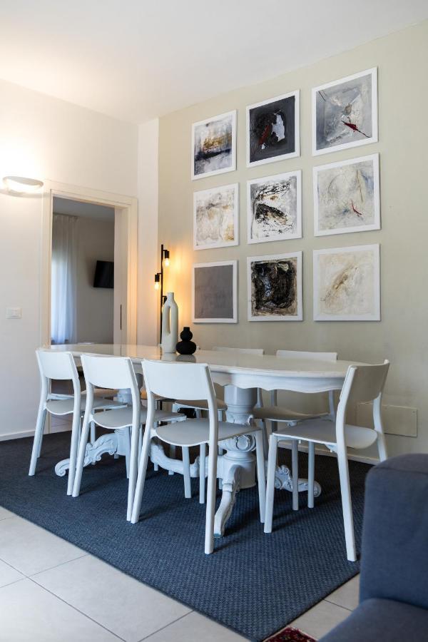 Carly'S Rooms Torbole Sul Garda Exterior foto
